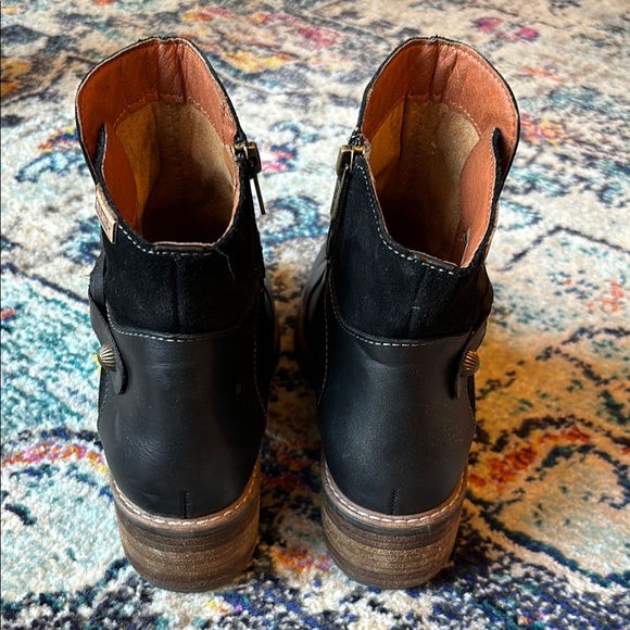 PIKOLINOS San Sebastián Women’s Lace Detail Ankle Boots - Picture 5 of 7